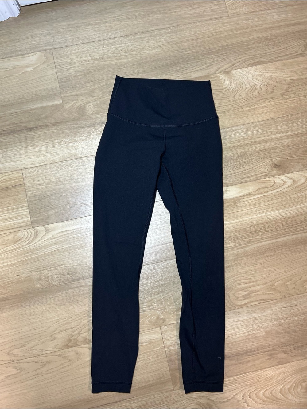 Lulu Lemon Size 4 Black High-Waist Workout Leggings